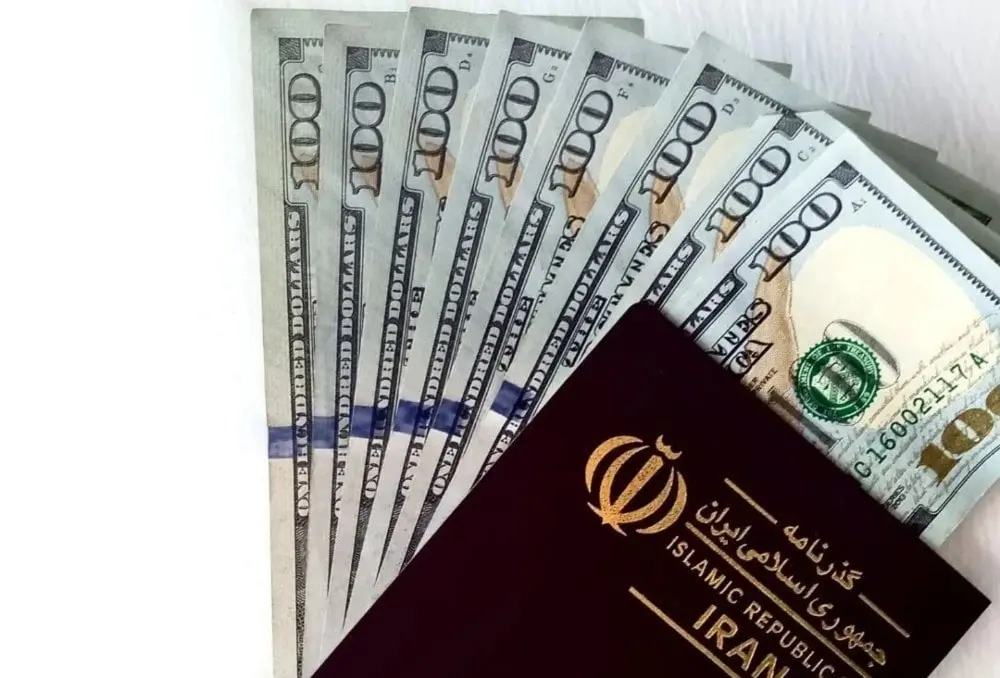 دلار مسافرتی به ۱۶۴ هزار تومان رسید!